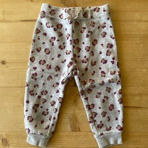 Girls Gray Leopard Sweatpants